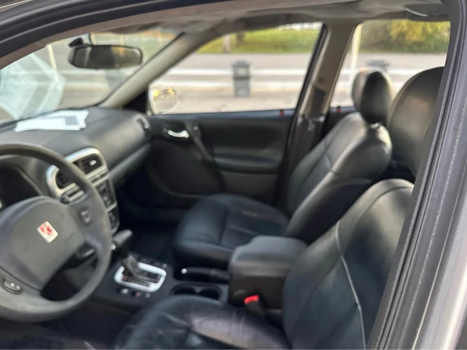 2005 Saturn - Image 9 of 20