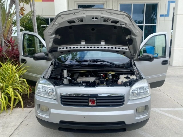 2005 Saturn - Image 18 of 22