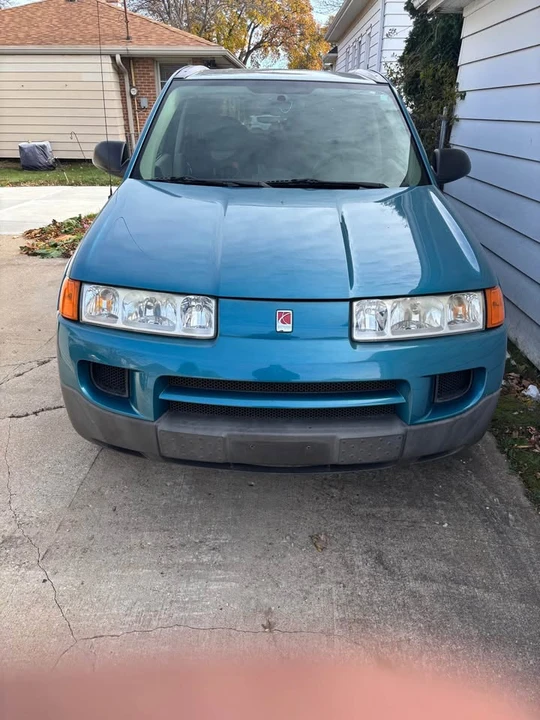 2005 Saturn Vue - Image 4 of 4