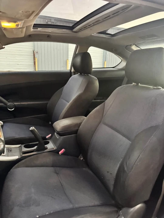 2005 Scion tC - Image 11 of 13