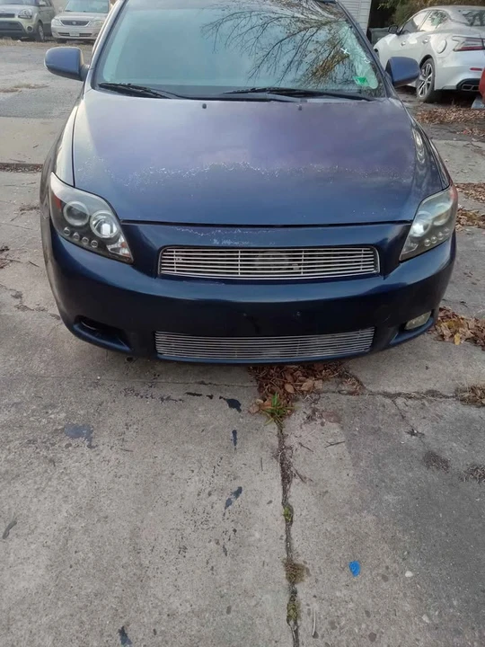 2005 Scion tC - Image 2 of 4