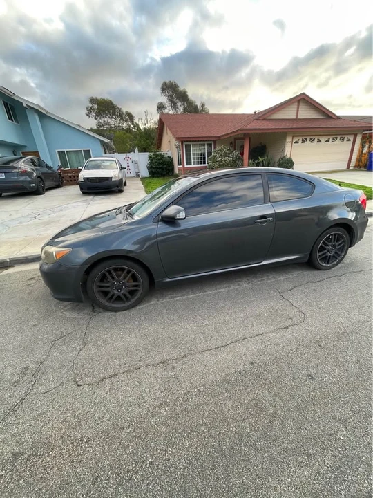 2005 Scion tC - Image 2 of 6