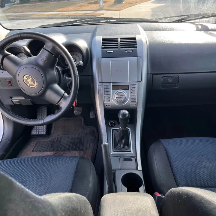2005 Scion tC - Image 11 of 16