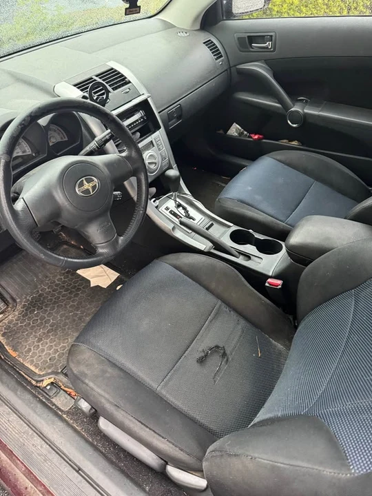2005 Scion tC - Image 5 of 7