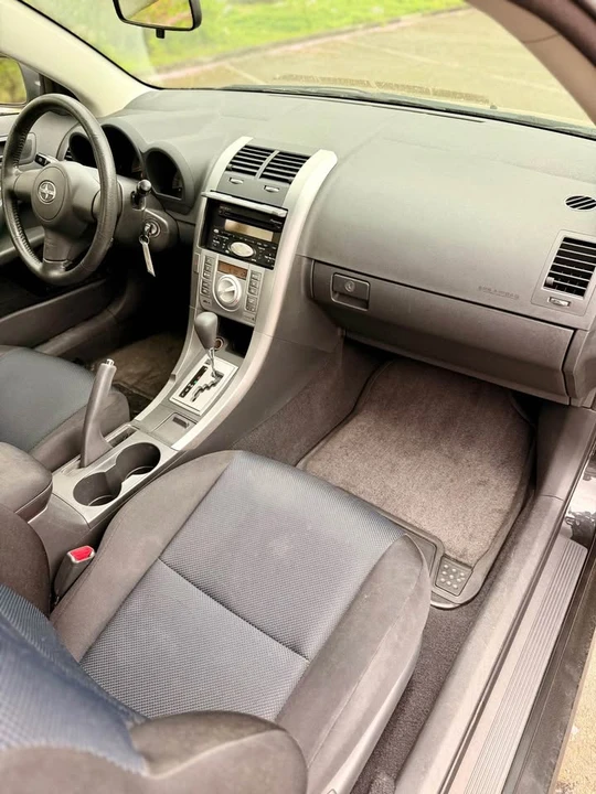 2005 Scion tC - Image 8 of 13