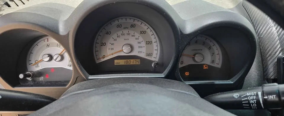 2005 Scion tC - Image 6 of 7