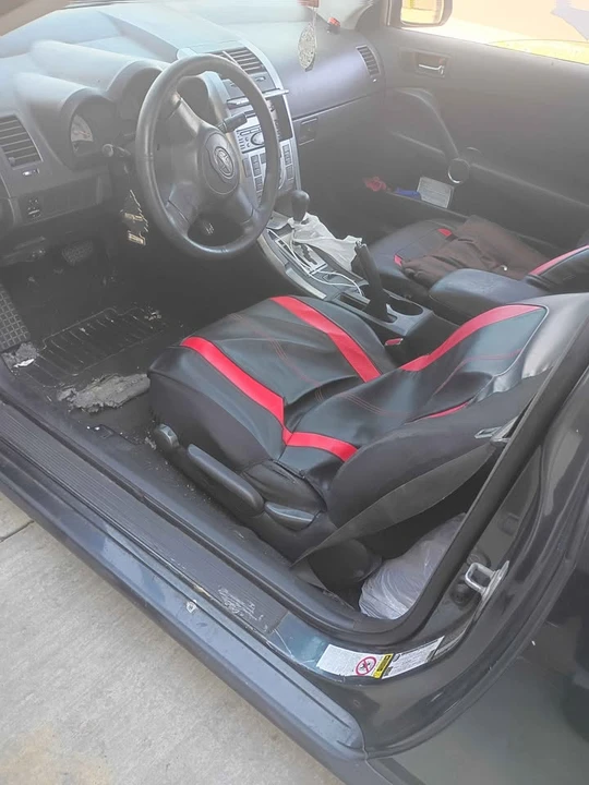 2005 Scion tC - Image 5 of 5