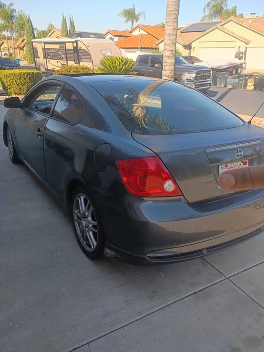 2005 Scion tC - Image 2 of 5