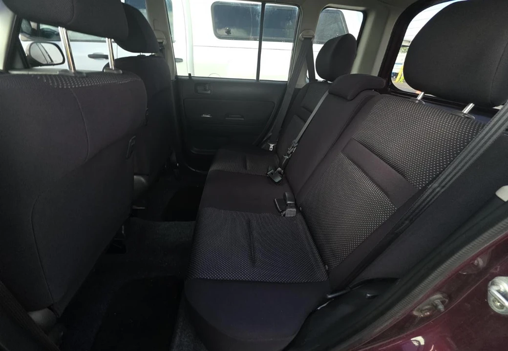 2005 Scion xB - Image 15 of 17