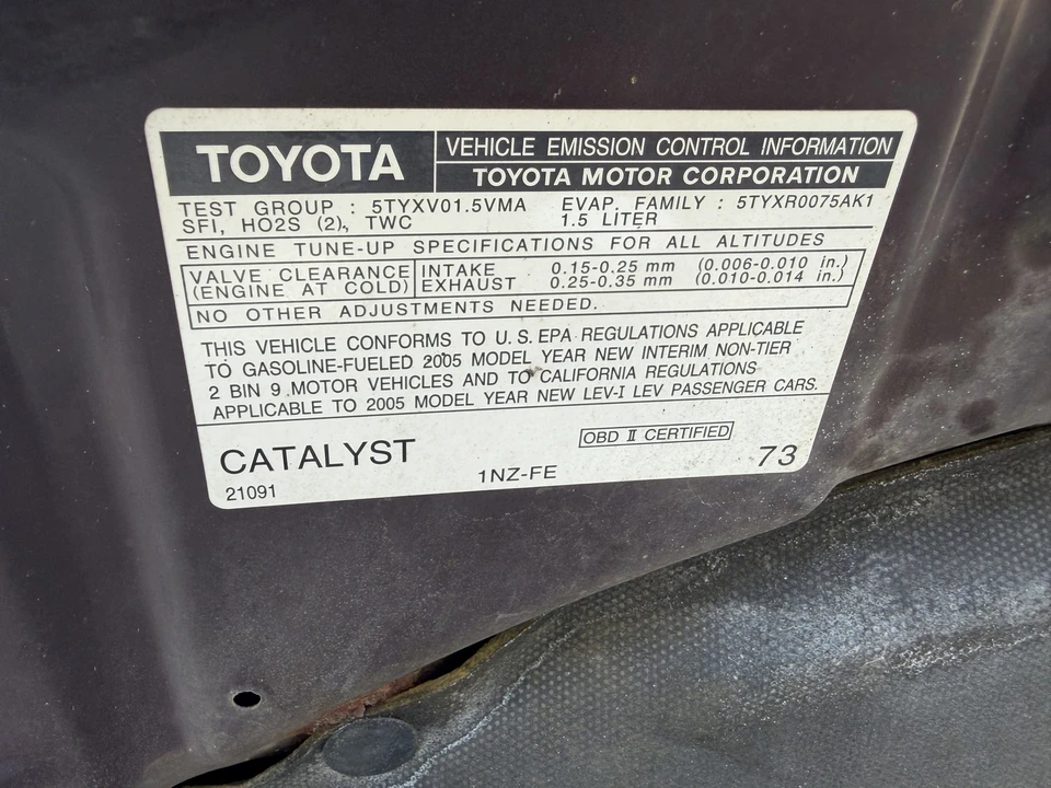 2005 Scion xB - Image 3 of 12