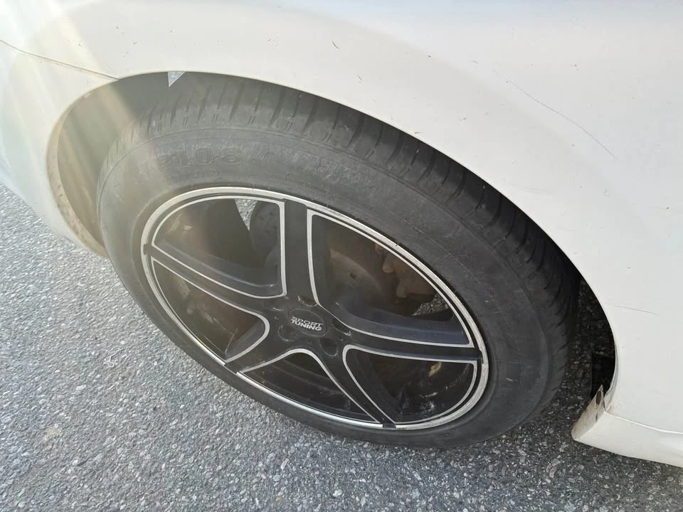 2005 Scion tC - Image 2 of 4