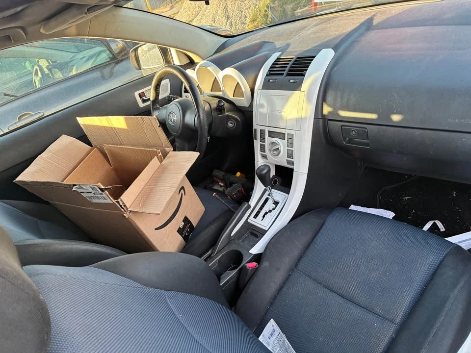 2005 Scion tC - Image 3 of 4