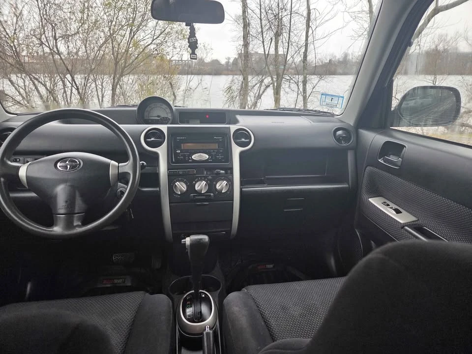 2005 Scion FR-S - Image 5 of 8