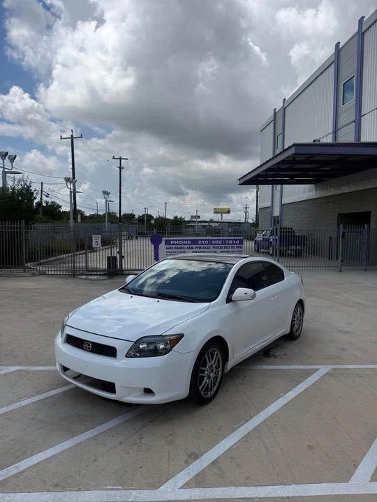 2005 Scion tC - Image 2 of 9