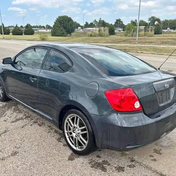 2005 Scion tC 2dr Hatchback