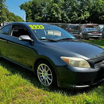2005 Scion tC Hatchback Coupe 2D