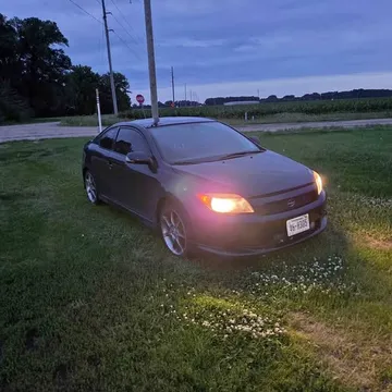 2005 Scion tC Hatchback Coupe 2D