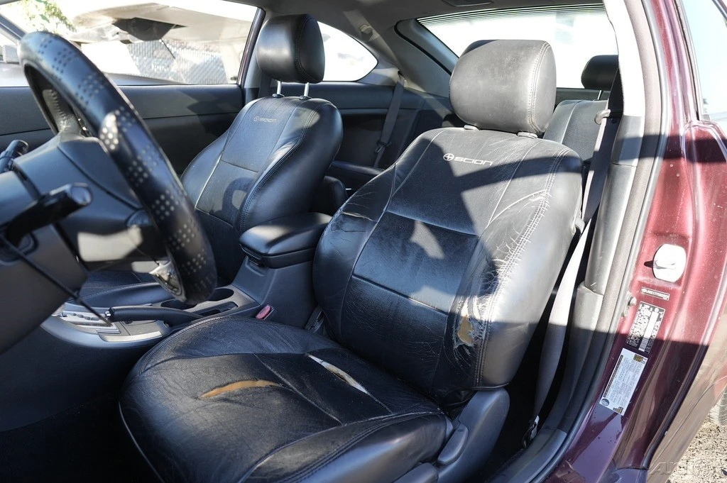 2005 Scion tC - Image 13 of 21
