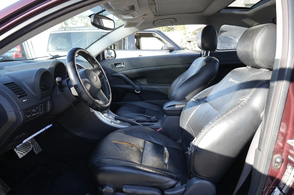 2005 Scion tC - Image 14 of 21