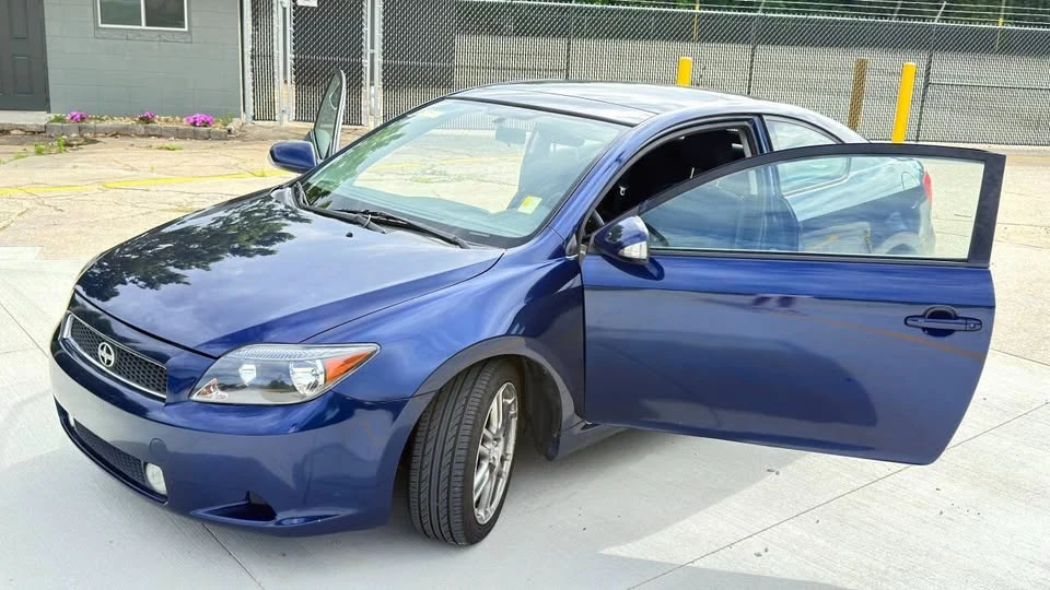 2005 Scion tC - Image 4 of 20