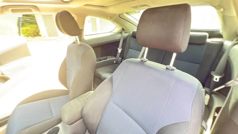 2005 Scion tC - Image 14 of 20