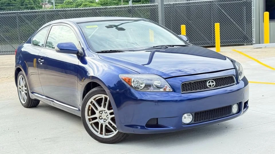 2005 Scion tC - Image 2 of 20