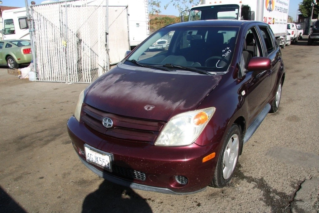 2005 Scion xA - Image 2 of 21