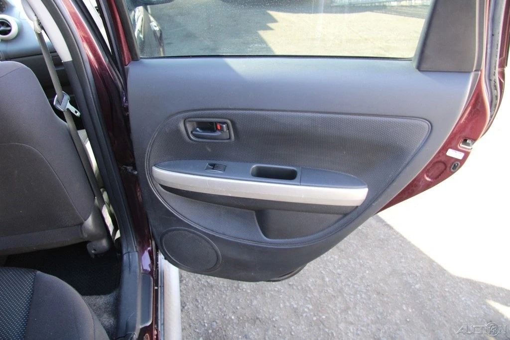 2005 Scion xA - Image 21 of 21