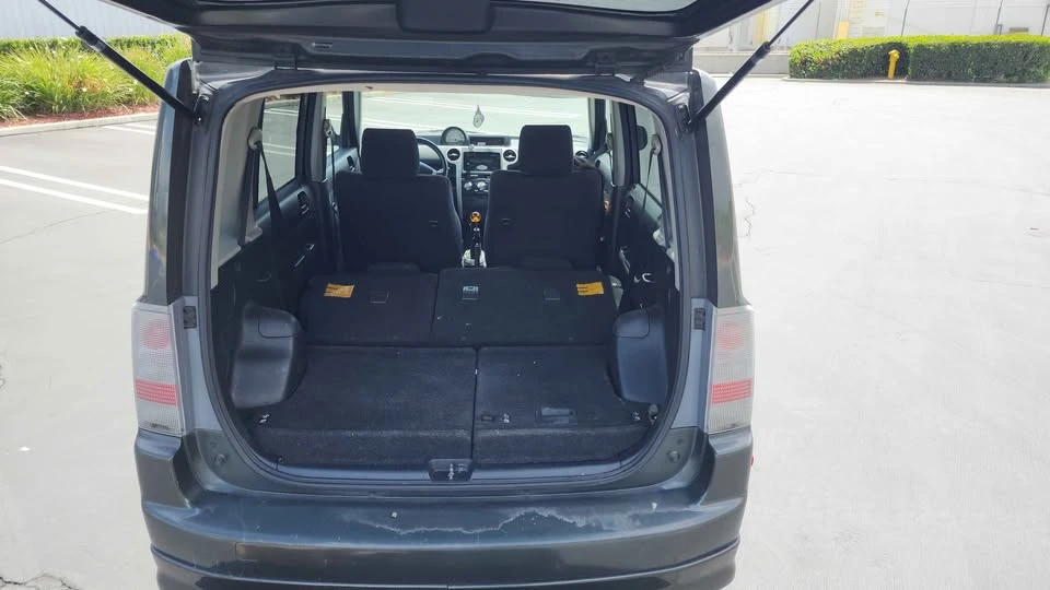 2005 Scion xB - Image 7 of 8