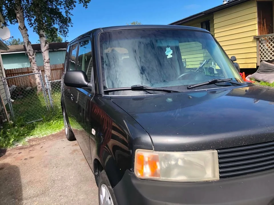 2005 Scion xB - Image 2 of 15