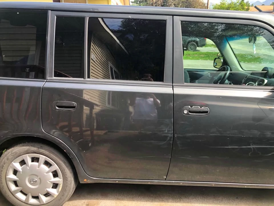2005 Scion xB - Image 6 of 15
