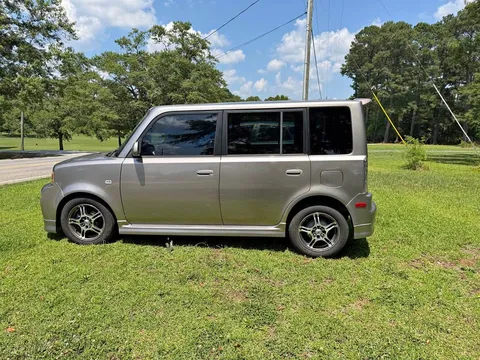 2005 Scion xB