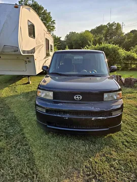 2005 Scion xB Hatchback 4D