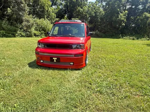 2005 Scion xB Hatchback 4D