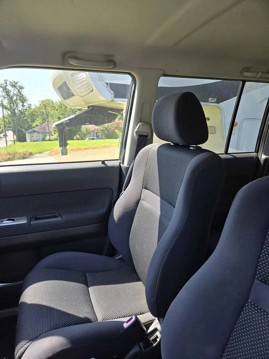 2005 Scion xB - Image 8 of 8