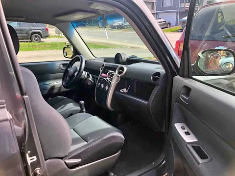 2005 Scion xB Hatchback 4D
