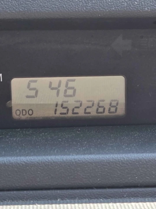 2005 Scion xB - Image 5 of 8