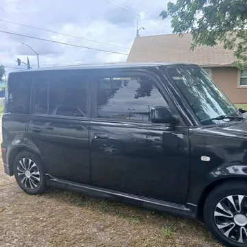 2005 Scion xB
