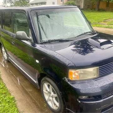 2005 Scion xB