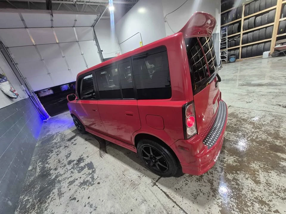 2005 Scion xB - Image 2 of 20