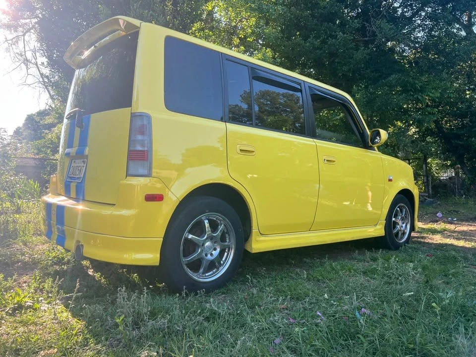 2005 Scion xB - Image 3 of 10