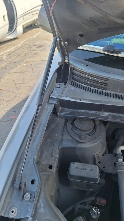 2005 Scion xB - Image 19 of 20