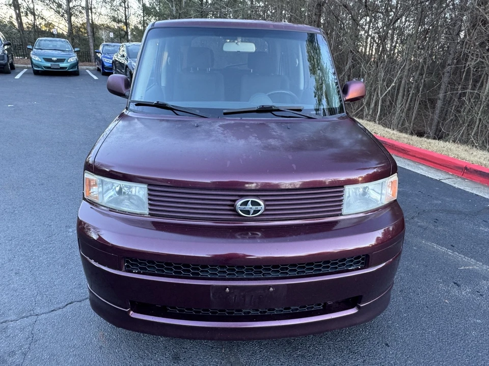 2005 Scion xB - Image 7 of 17