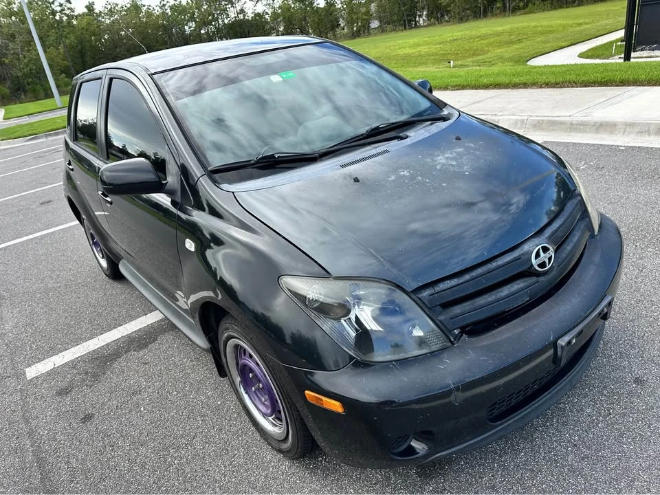 2005 Scion xA - Image 3 of 10