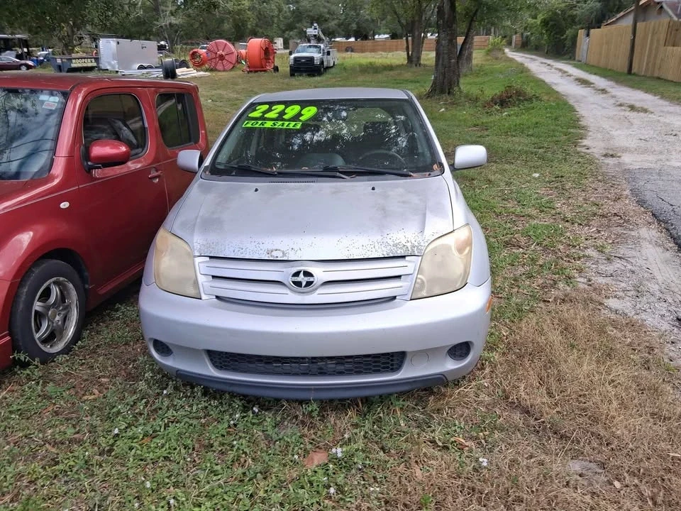 2005 Scion xA - Image 3 of 9