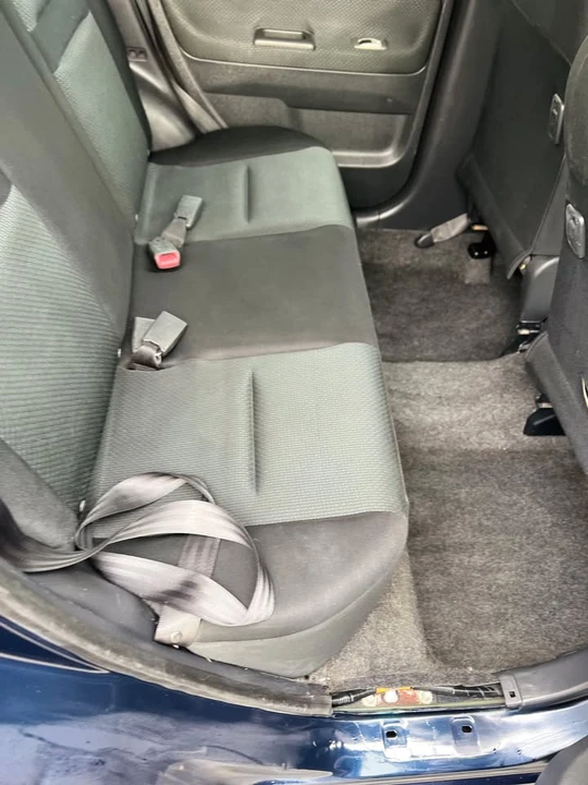 2005 Scion xB - Image 11 of 17