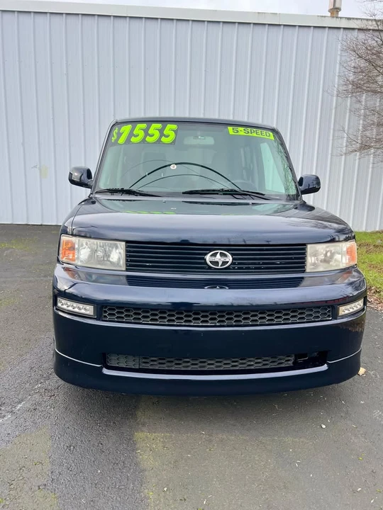 2005 Scion xB - Image 6 of 17
