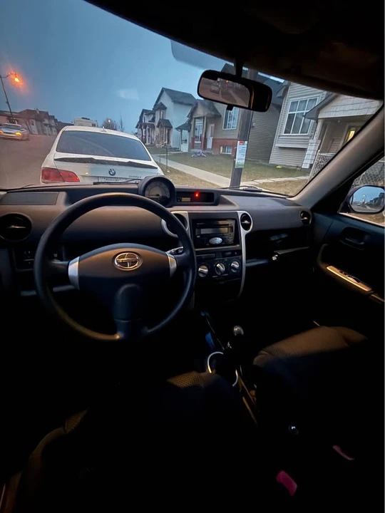2005 Scion xB - Image 7 of 7