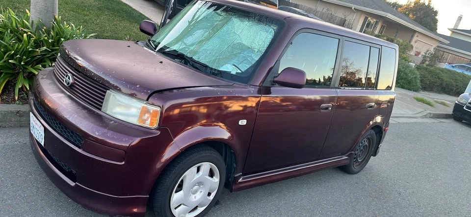 2005 Scion xB - Image 5 of 5