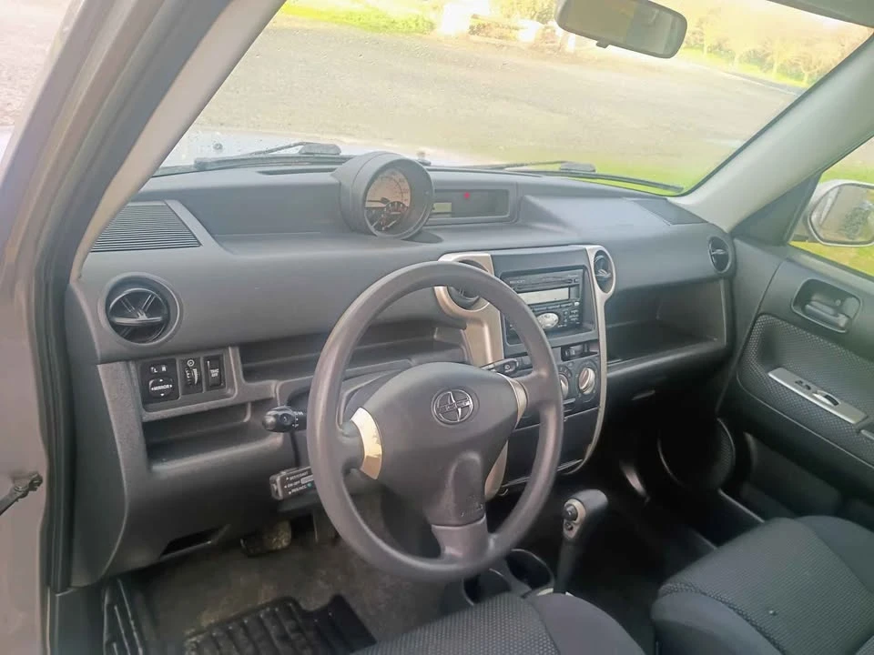 2005 Scion xB - Image 17 of 20